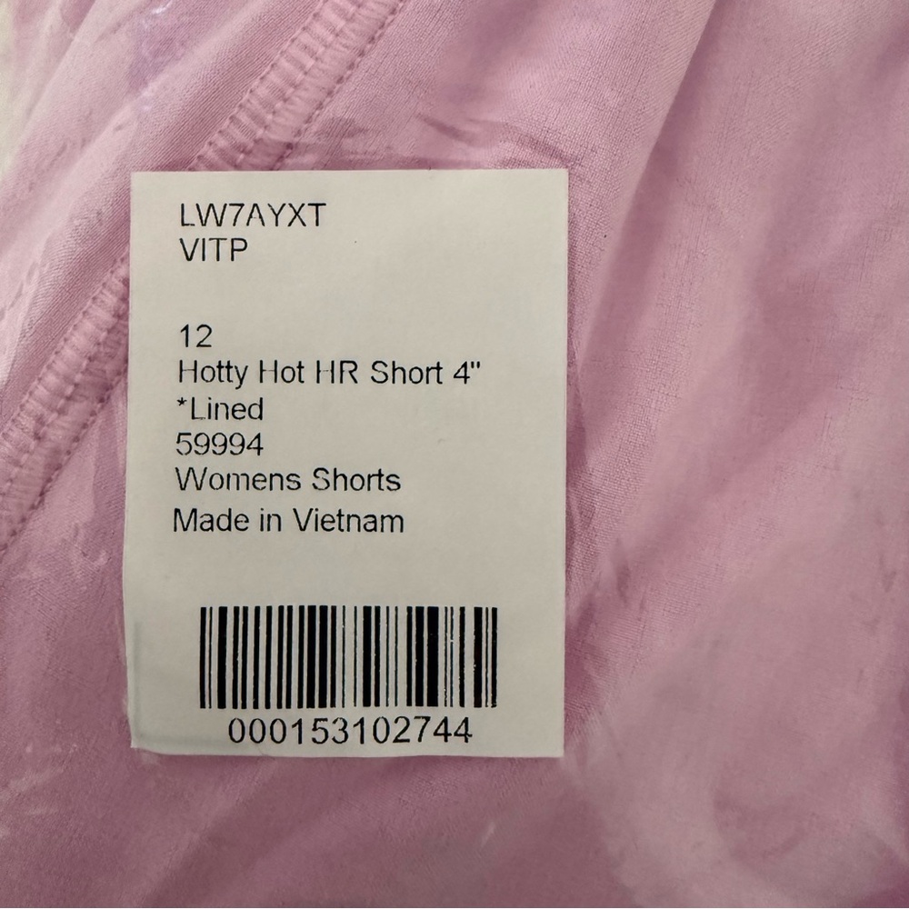Lululemon Hotty Hot High-Rise Lined Shorts 4"
Vitapink Size 12 - Picture 12 of 13